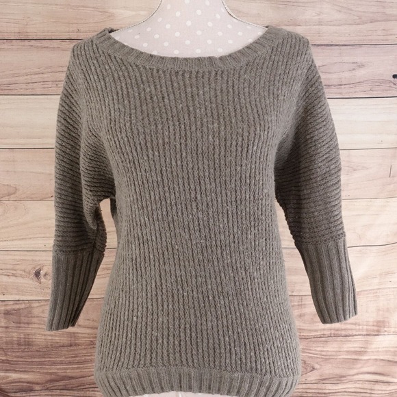 EXPRESS ROUND NECK MERINO WOOL ACRYLIC SWEATER WOMENS SIZE M MEDIUM - Picture 2 of 6